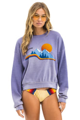 ASPEN MOUNTAIN RELAXED CREW SWEATSHIRT - FADED GRAPE