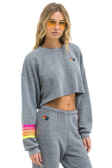 RUGBY STITCH CROPPED CREW SWEATSHIRT RELAXED - HEATHER // NEON