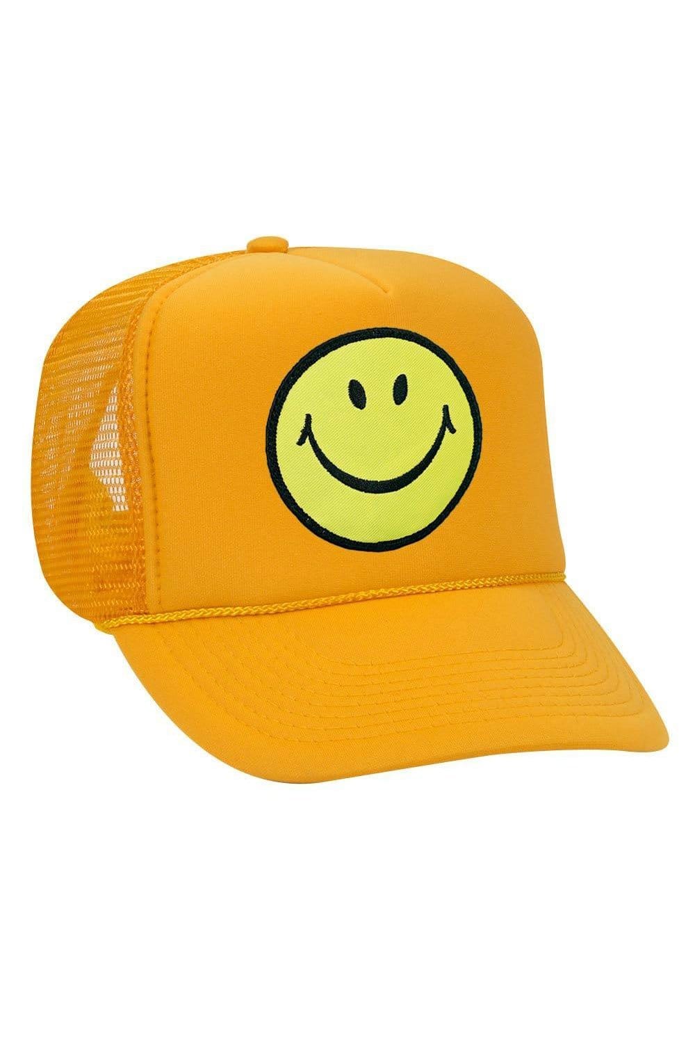 SMILEY VINTAGE TRUCKER HAT