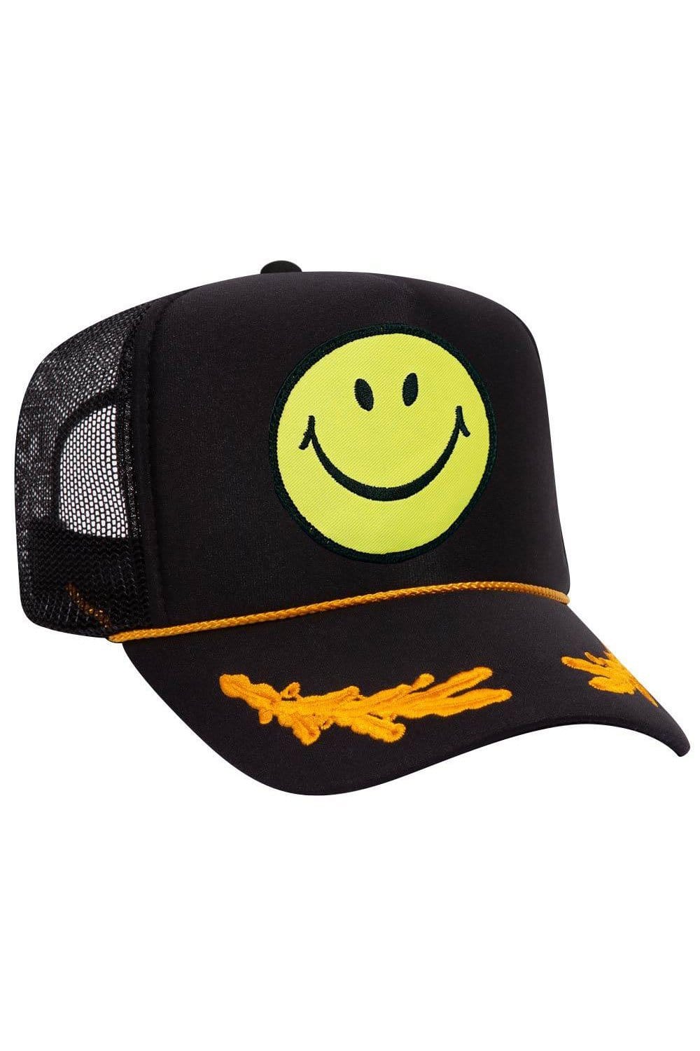 SMILEY VINTAGE TRUCKER HAT