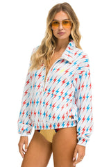 AVIATOR BOLT W/ BOLT EMBROIDERY FLEECE HALF ZIP SWEATSHIRT - WHITE // USA