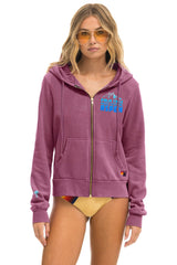 PALM TREE FESTIVAL ASPEN 2025 ZIP HOODIE - BERRY