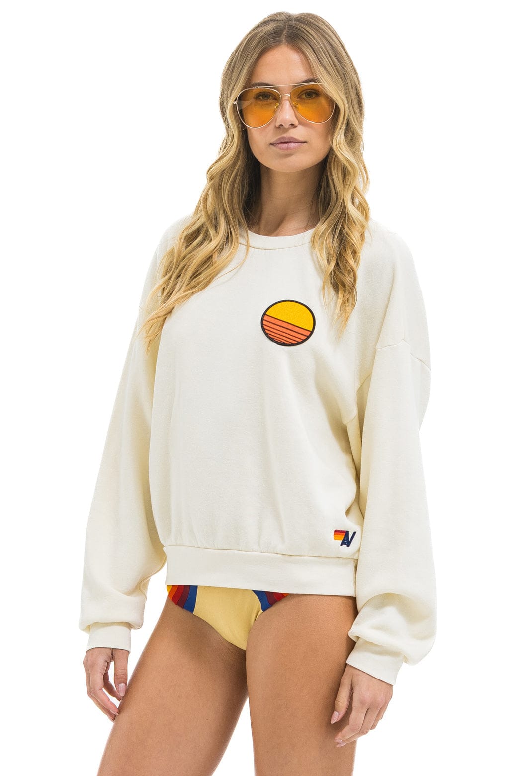SUNSET PATCH RELAXED CREW SWEATSHIRT - VINTAGE WHITE