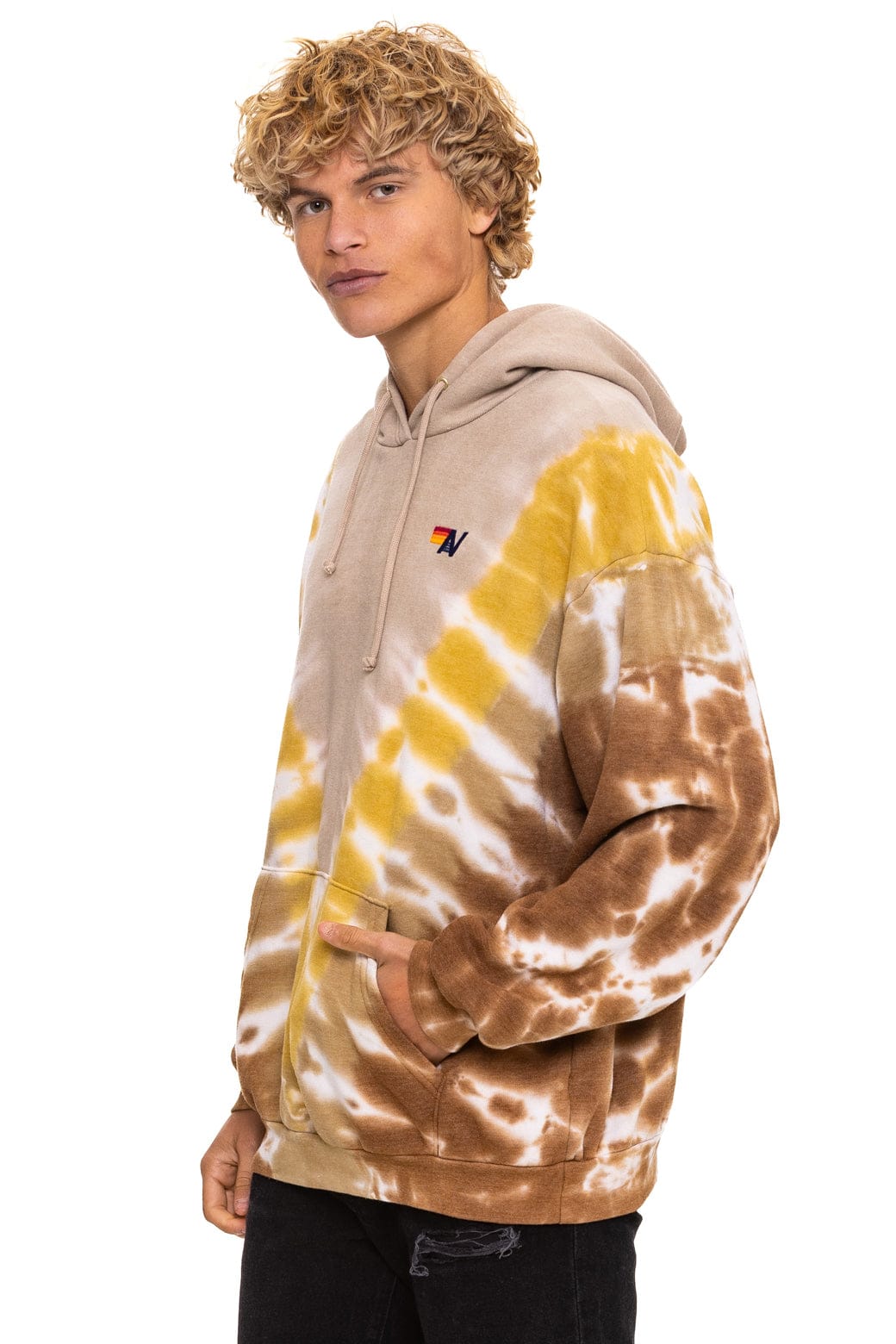 HAND DYED V RELAXED PULLOVER HOODIE - TIE DYE SAND // CINNAMON