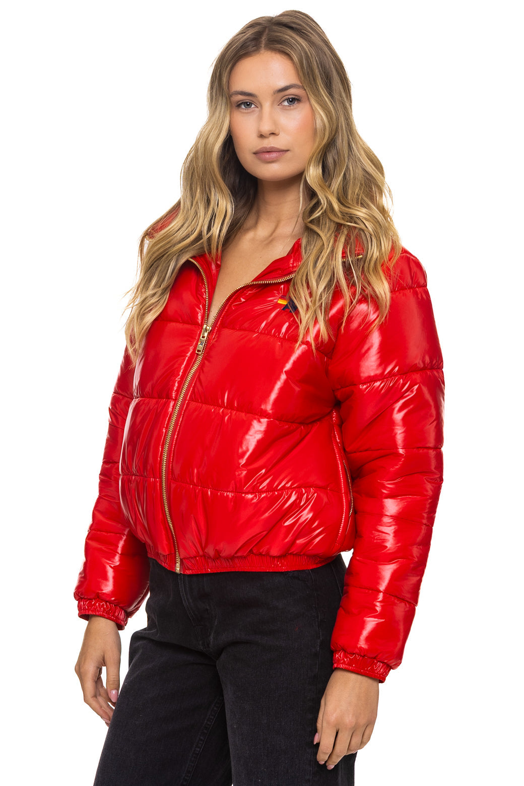 BOLT LUXE APRES PUFFER JACKET - GLOSSY CHERRY